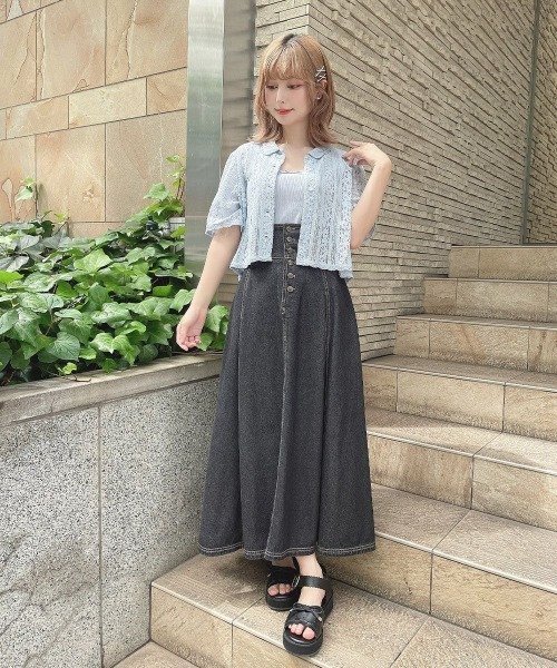 an another angelus（アンアナザーアンジェラス）の「【3サイズ展開】フロント釦デニムフレアースカート（デニムスカート・レディース・ブラック/インディゴブルー・0/2/1）」の3枚目の写真