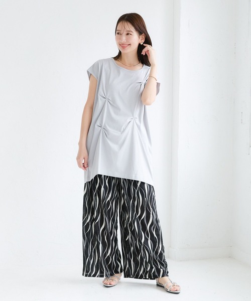 LEPSIM（レプシィム）の「タックデザインチュニック　134102（Tシャツ/カットソー・レディース・オフホワイト/ライトグレー/ブラック・FREE）」の10枚目の写真