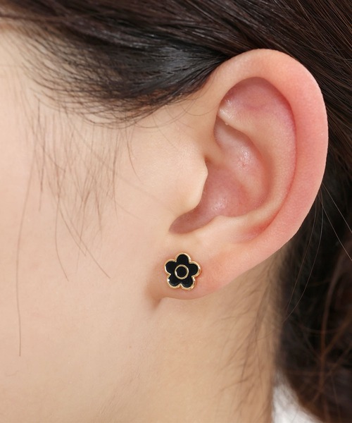 MARY QUANT(マリークワント)の「ミニデイジーエポ ピアス(ピアス(両耳用)・レディース・ブラック/ホワイト/ピンク・FREE)」の8枚目の写真