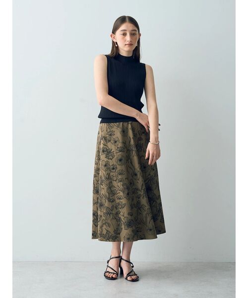 YECCA VECCA（イェッカヴェッカ）の「ハイネックノースリーブニット（ニット/セーター・レディース・ブラック/アイボリー/ダークブラウン・FREE）」の10枚目の写真