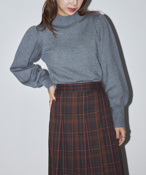 SETUP7(セットアップセブン)の「【SETUP7】volume sleeve high neck knit(ニット/セーター・レディース・ブラック/オフホワイト/チャコールグレー・FREE)」の6枚目の写真