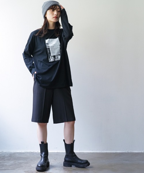 mili an deni（ミリアンデニ）の「フォトプリントロンT（Tシャツ/カットソー・レディース・ネイビー/ブラック/チャコールグレー/オフホワイト・L/M）」の11枚目の写真