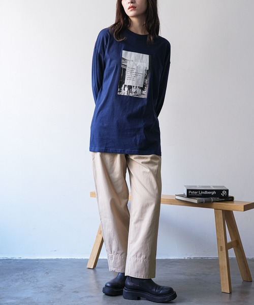 mili an deni（ミリアンデニ）の「フォトプリントロンT（Tシャツ/カットソー・レディース・ネイビー/ブラック/チャコールグレー/オフホワイト・L/M）」の15枚目の写真