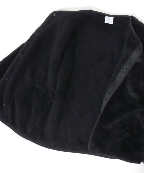 Champion(チャンピオン)の「Champion/チャンピオン Sherpa Fleece Snap Jacket/シェルパフリース ロゴ ワンポイント刺繍 スナップ ジャケット/ボアジャケット/ノーカラージャケット/レディース(ノーカラージャケット・レディース・グレイッシュベージュ/ブラック・M/L)」の11枚目の写真