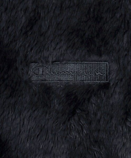 Champion(チャンピオン)の「Champion/チャンピオン Sherpa Fleece Snap Jacket/シェルパフリース ロゴ ワンポイント刺繍 スナップ ジャケット/ボアジャケット/ノーカラージャケット/レディース(ノーカラージャケット・レディース・グレイッシュベージュ/ブラック・M/L)」の3枚目の写真