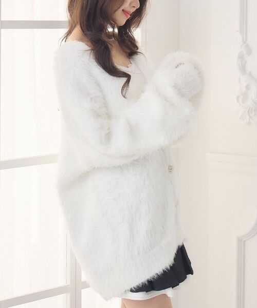 ems excite(エムズエキサイト)の「BIGシャギーカーデ(カーディガン/ボレロ・レディース・ピンク/オフホワイト/ベージュ/チャコールグレー/ブルー/ホワイト/ライトブルー・FREE)」の2枚目の写真