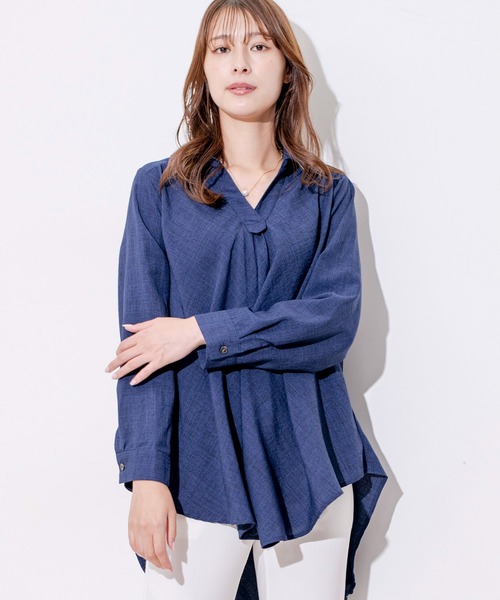 Jayro（ジャイロ）の「スキッパーVネックシャツブラウス（シャツ/ブラウス・レディース・ブルー/ブラック/グリーン/レッド/ネイビー・FREE）」の3枚目の写真
