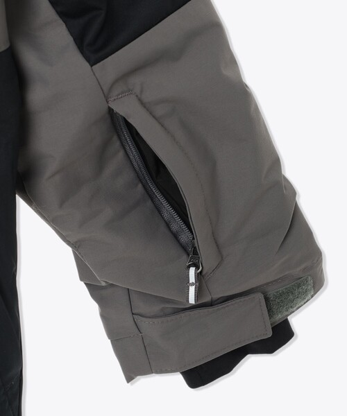 Columbia（コロンビア）の「防水 防寒 雪対応 Columbia／キッズ マイティモーグルIII ジャケット ／コロンビア（その他アウター・キッズ・ブラック/ブルー/グリーン/ブラック×グレー/ネイビー・XXS/XS/S/M/L）」の18枚目の写真