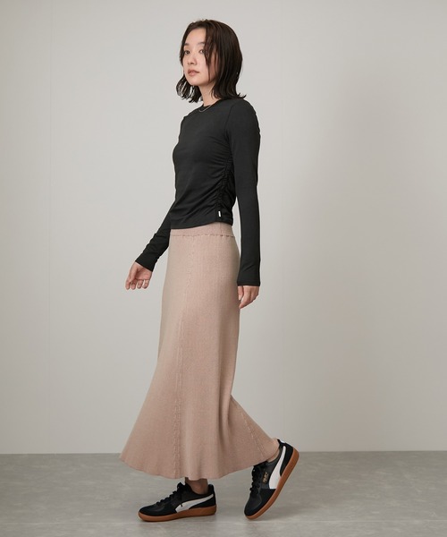 Vuori（ヴオリ）の「＜NERGY限定販売＞【VUORI】VUORI L/S Ruched Halo ハロールーシュ長袖Tシャツ（Tシャツ/カットソー・レディース・ライトグレー/ブラック系その他・S）」の11枚目の写真