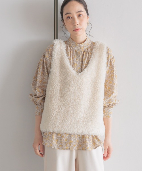 studio CLIP（スタディオクリップ）の「プルオーバーファーベスト（ベスト・レディース・ライトグレー/アイボリー・FREE）」の22枚目の写真