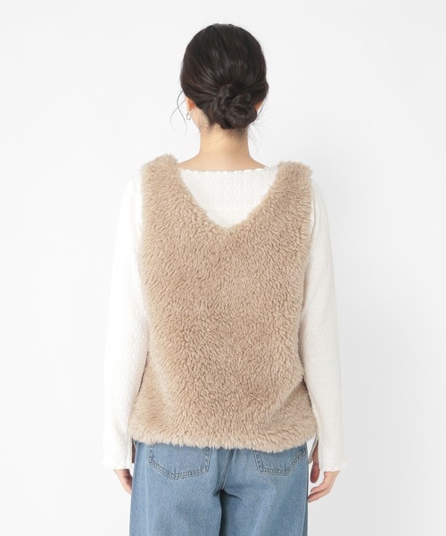 studio CLIP（スタディオクリップ）の「プルオーバーファーベスト（ベスト・レディース・ライトグレー/アイボリー・FREE）」の11枚目の写真