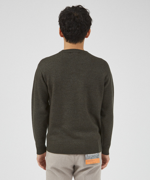 ABAHOUSE GRAY（アバハウスグレイ）の「【カシミアタッチ】プルオーバー クルーネックニット（ニット/セーター・メンズ・グレイッシュベージュ/ブラック/セージグリーン/ホワイト・46/48）」の8枚目の写真