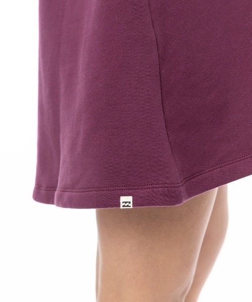 BILLABONG（ビラボン）の「BILLABONG レディース SLEEVE LINE SWEAT ON ワンピース/ビラボンハーフジップスウェットフレアワンピース（ワンピース・レディース・グリーン系その他/パープル系その他/オフホワイト・MEDIUM）」の12枚目の写真