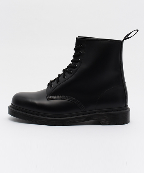 Dr. Martens（ドクターマーチン）の「Dr.martens(ドクターマーチン): 8ホール ブーツ（ブーツ・メンズ・ブラック・10/8/9）」の2枚目の写真