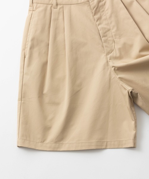 ABBEY MARKET(アビーマーケット)の「【lalagom】タックハーフパンツ(チノパンツ・レディース・ベージュ/ブラック・MEDIUM/SMALL)」の7枚目の写真