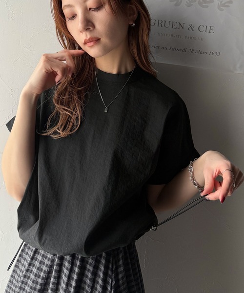 classicalelf(クラシカルエルフ)の「トレンドライクなデザイン。ドロスト付き機能Tee (半袖)(Tシャツ/カットソー・レディース・ブラック/ネイビー/ホワイト・LARGE/MEDIUM/SMALL/X-LARGE)」の5枚目の写真