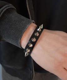 合皮ブレスレッド/鋲スタッズデザイン