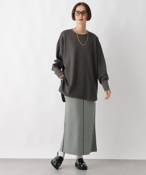 LEPSIM(レプシィム)の「ステッチラウンドチュニック 289255(Tシャツ/カットソー・レディース・アイボリー/チャコールグレー/ライトグレー/オレンジ・FREE)」の21枚目の写真