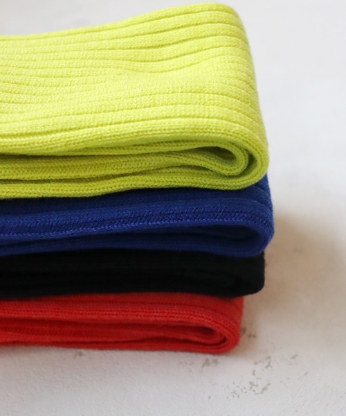 KIVISDOU（キビスドウ）の「ちょびウール メローリブ アーム・レッグ ウォーマー（アームカバー・レディース・イエロー/オレンジ/ロイヤルブルー/ブラック・F）」の17枚目の写真