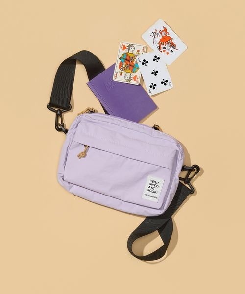 studio CLIP(スタディオクリップ)の「ナイロンワンマイルスクエアショルダー(ショルダーバッグ・レディース・ピンク/イエロー/ベージュ/ブラック・FREE)」の4枚目の写真