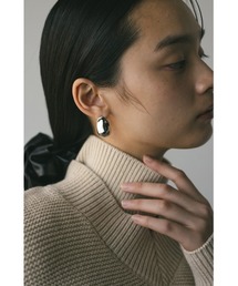 プランプドロップピアス