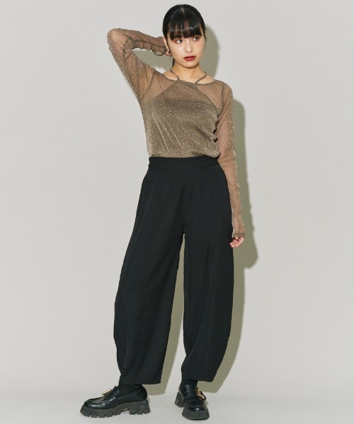 terrace(テラス)の「フルーエントカーブパンツ(その他パンツ・レディース・ブラック/オリーブ/ホワイト/グレー・MEDIUM)」の3枚目の写真