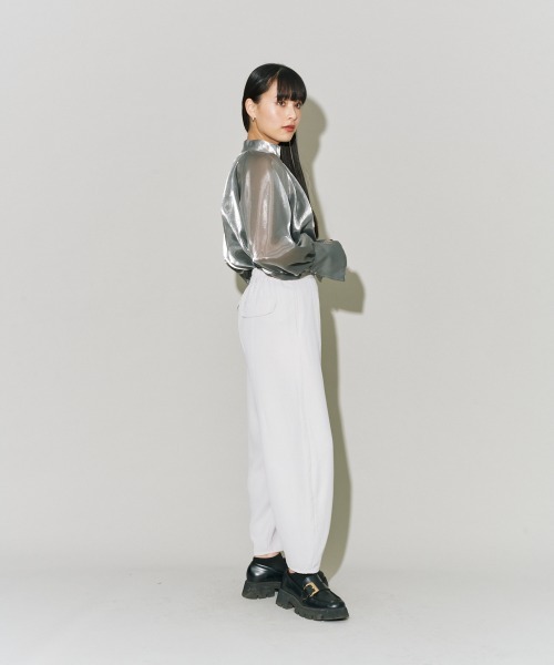 terrace(テラス)の「フルーエントカーブパンツ(その他パンツ・レディース・ブラック/オリーブ/ホワイト/グレー・MEDIUM)」の15枚目の写真