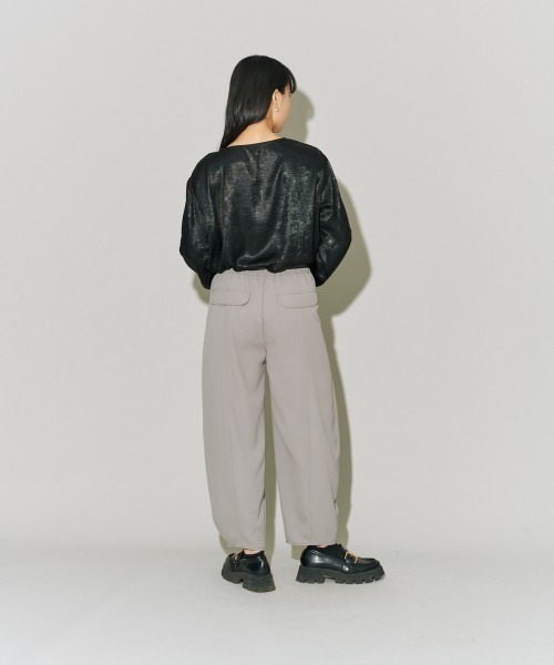 terrace(テラス)の「フルーエントカーブパンツ(その他パンツ・レディース・ブラック/オリーブ/ホワイト/グレー・MEDIUM)」の19枚目の写真