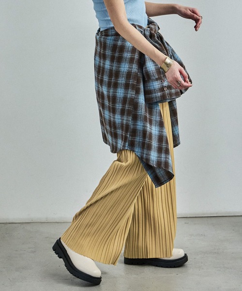 Fashion Letter(ファッションレター)の「プリーツイージーパンツ(その他パンツ・レディース・グリーン/ブラック/グレイッシュベージュ/アイボリー/チャコール/パープル/イエロー・L/M)」の22枚目の写真