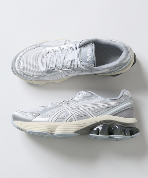 ASICS(アシックス)の「ASICS / アシックス GEL-KINETIC FLUENT / 1203A591(スニーカー・メンズ・ブラック/イエロー/グレー・26cm/26.5cm/27cm/27.5cm/28cm)」の2枚目の写真
