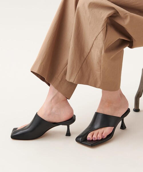 ODETTE E ODILE（オデットエオディール）の「サムカバーミュール サンダル60↑（サンダル・レディース・ブラック/オリーブ/その他1・22cm/22.5cm/23cm/23.5cm/24cm/24.5cm/25cm）」の2枚目の写真