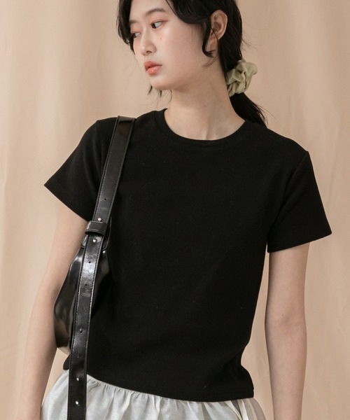 HEILIS(ヘイリス)の「コンパクト半袖Tシャツ/シンプルノームコア春服 白 黒 ブラック オフホワイト ピンク ネイビー グレー コンパクト クロップド(Tシャツ/カットソー・レディース・ブラック/グレー/オフホワイト/ピンク/ネイビー・FREE)」の3枚目の写真