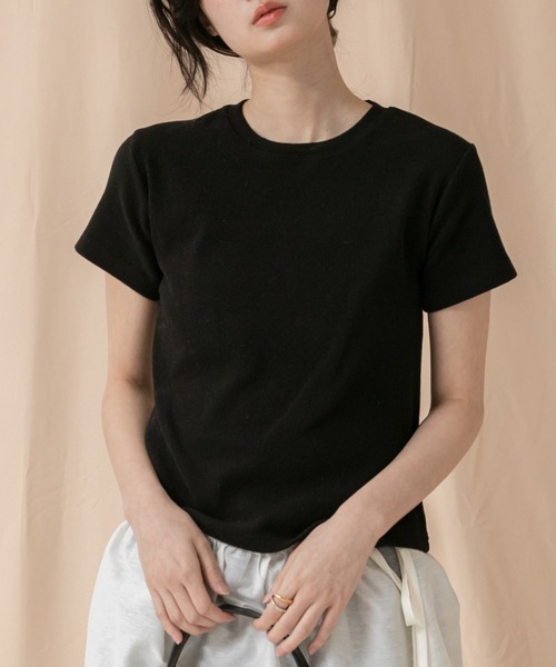 HEILIS(ヘイリス)の「コンパクト半袖Tシャツ/シンプルノームコア春服 白 黒 ブラック オフホワイト ピンク ネイビー グレー コンパクト クロップド(Tシャツ/カットソー・レディース・ブラック/グレー/オフホワイト/ピンク/ネイビー・FREE)」の8枚目の写真