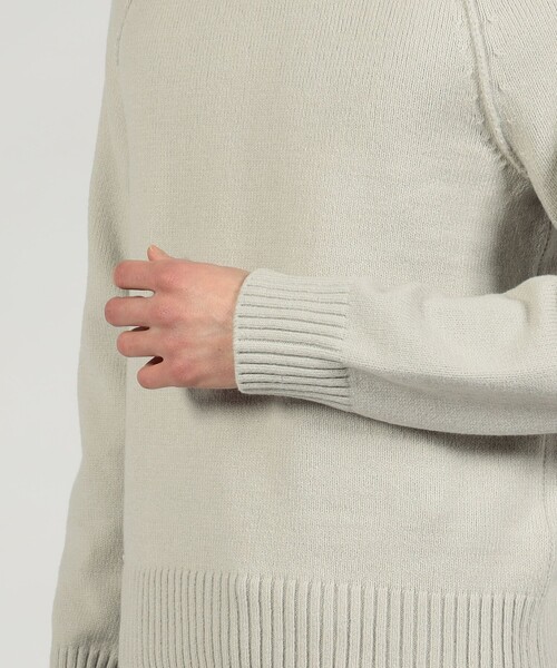 JAMES PERSE（ジェームスパース）の「ソフトフェザーウェイト クルーネックプルオーバー MOCK3716（ニット/セーター・メンズ・ブラック系その他/ライトグレー・2/1/3/0）」の9枚目の写真