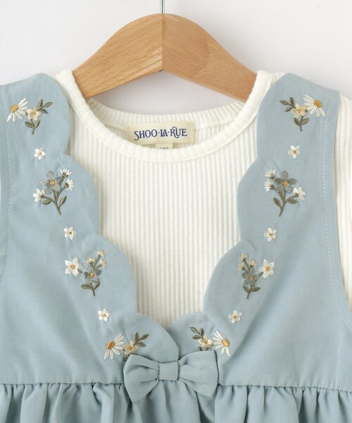 SHOO・LA・RUE（シューラルー）の「【洗える/100-120cm】着るだけでコーデが決まる スカラップ花刺繍ワンピース（ワンピース・キッズ・サックスブルー/ベビーピンク・11/10/12）」の8枚目の写真