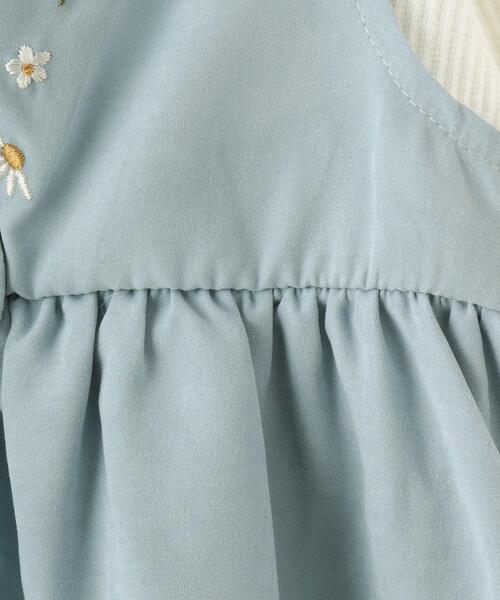 SHOO・LA・RUE（シューラルー）の「【洗える/100-120cm】着るだけでコーデが決まる スカラップ花刺繍ワンピース（ワンピース・キッズ・サックスブルー/ベビーピンク・11/10/12）」の7枚目の写真