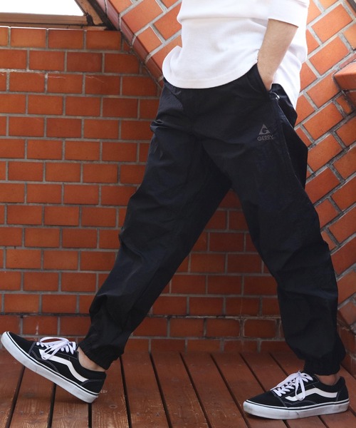 GERRY(ジェリー)の「GERRY ナイロンワッシャーイージージョガー(その他パンツ・メンズ・カーキ/グレー/ブラウン/ネイビー/ベージュ/ブラック・MEDIUM/X-LARGE/LARGE)」の2枚目の写真