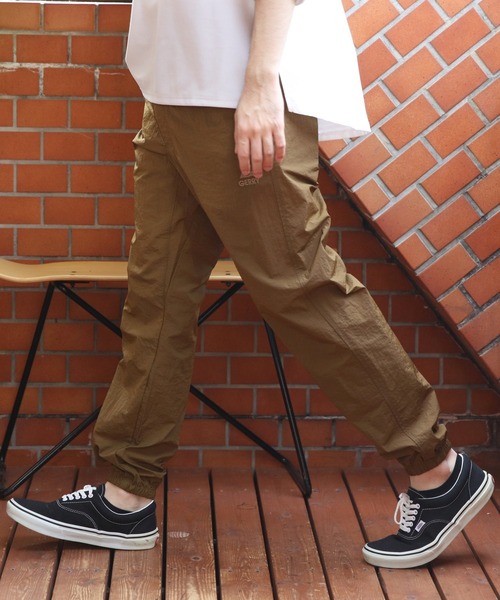 GERRY(ジェリー)の「GERRY ナイロンワッシャーイージージョガー(その他パンツ・メンズ・カーキ/グレー/ブラウン/ネイビー/ベージュ/ブラック・MEDIUM/X-LARGE/LARGE)」の17枚目の写真