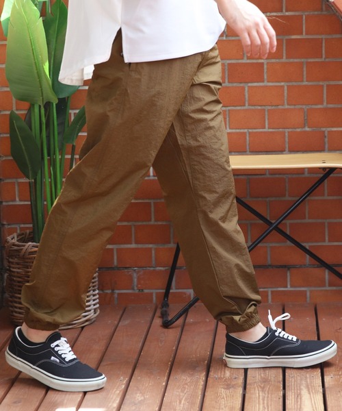 GERRY(ジェリー)の「GERRY ナイロンワッシャーイージージョガー(その他パンツ・メンズ・カーキ/グレー/ブラウン/ネイビー/ベージュ/ブラック・MEDIUM/X-LARGE/LARGE)」の18枚目の写真