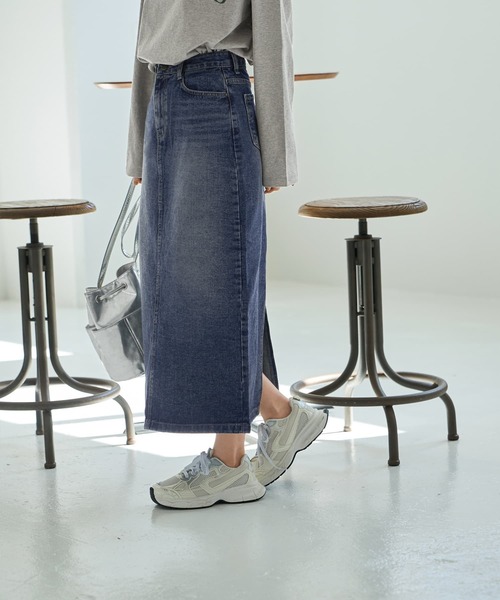 STYLE DELI（スタイルデリ）の「ブリーチデニムIラインスカート（デニムスカート・レディース・ライトブルー・MEDIUM/SMALL/LARGE）」の8枚目の写真