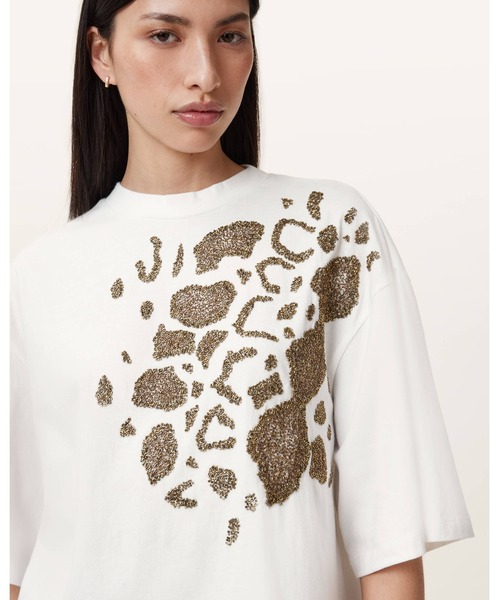 ALLSAINTS(オールセインツ)の「AMELIE FLOW EMBELLISHED T-SHIRT | AMELIE フロー エンベリッシュド Tシャツ(Tシャツ/カットソー・レディース・ホワイト・S/M/L/XS)」の2枚目の写真