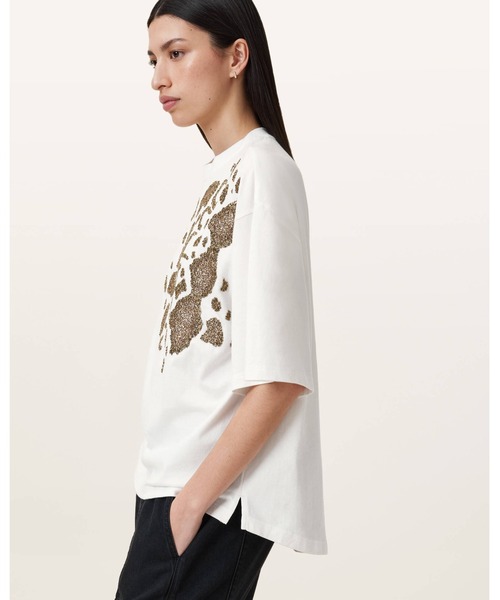 ALLSAINTS(オールセインツ)の「AMELIE FLOW EMBELLISHED T-SHIRT | AMELIE フロー エンベリッシュド Tシャツ(Tシャツ/カットソー・レディース・ホワイト・S/M/L/XS)」の4枚目の写真