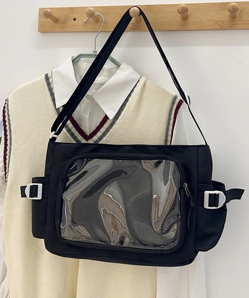 Mignonjour（ミニョンジュール）の「FReePLACe/推し活 オタ 痛 ショルダーバッグ X12411（ショルダーバッグ・レディース・ブラック/ホワイト・FREE）」の3枚目の写真