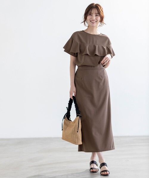 ANY SIS（エニィスィス）の「【UVケア ・ストレッチ・洗える】2WAYジョーゼットジャージーナロー スカート（スカート・レディース・アイボリー系/ダークグリーン系/ブラック系/黄土色系/ネイビー系・2）」の13枚目の写真