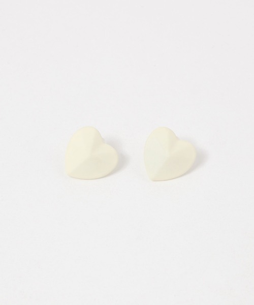 FOREVER 21(フォーエバー トゥエンティーワン)の「ハートピアス2(ピアス(両耳用)・レディース・ホワイト系その他/パープル/ブラック・FREE)」の4枚目の写真