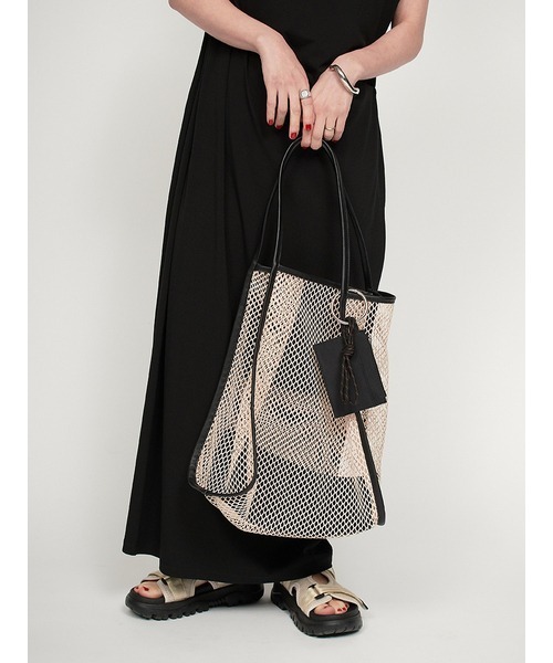 emmi（エミ）の「コットンメッシュトートバッグ（ショルダーバッグ・レディース・ネイビー/ブラウン/その他・FREE）」の16枚目の写真