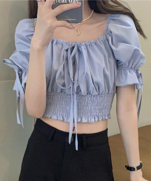 Teem Store(チームストア)の「スクエアネックリボンクロップドシャーリング半袖ブラウス 春夏ブラウス(シャツ/ブラウス・レディース・ホワイト/サックスブルー・S/M/L)」の13枚目の写真
