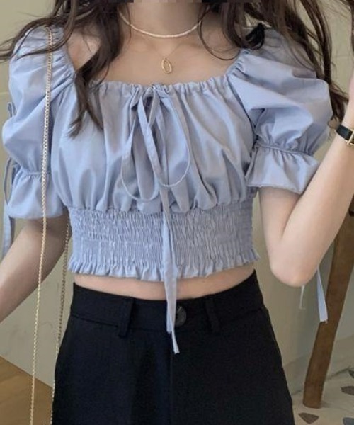Teem Store(チームストア)の「スクエアネックリボンクロップドシャーリング半袖ブラウス 春夏ブラウス(シャツ/ブラウス・レディース・ホワイト/サックスブルー・S/M/L)」の17枚目の写真