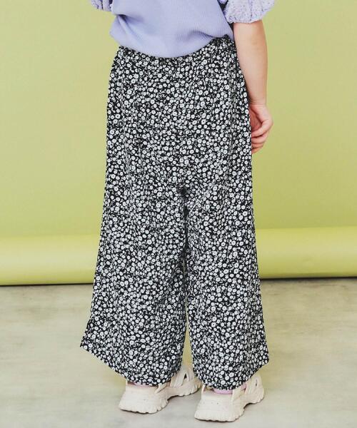 THE SHOP TK （ザ ショップ ティーケー ）の「【120-150】デニム＆花柄スカーチョ/ママとおそろい・洗濯機OK（その他パンツ・キッズ・ブラック系/サックスブルー/ネイビー・12/15 /13/14）」の15枚目の写真