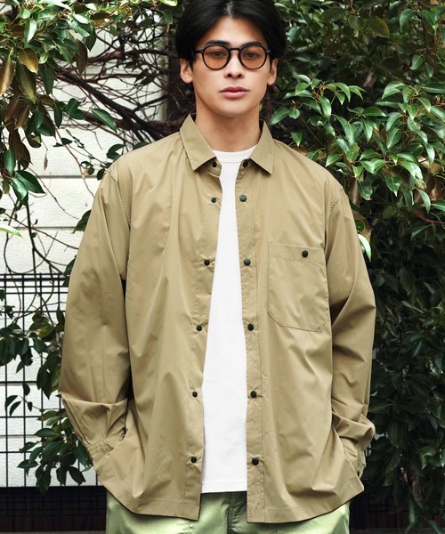 jiggys shop（ジギーズショップ）の「ポリエステルタフタ スナップボタン テックシャツ（シャツ/ブラウス・メンズ・チャコールグレー/カーキ/ブラック/ベージュ・MEDIUM/SMALL/X-LARGE/LARGE）」の14枚目の写真